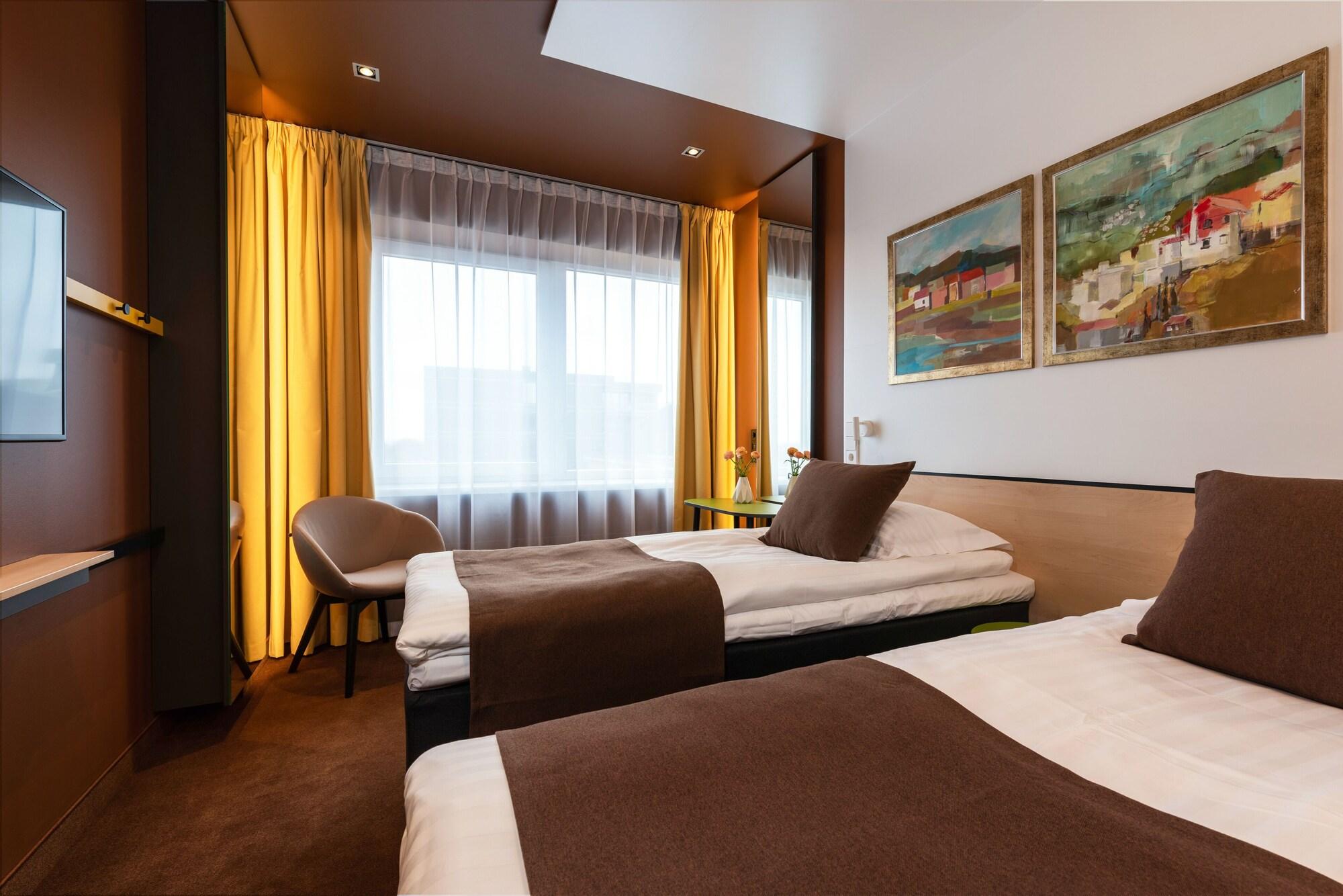 Art Hotel Pallas By Tartuhotels Exterior foto